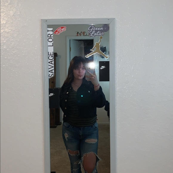 Meet your Posher, Isabel - Picture 1 of 1